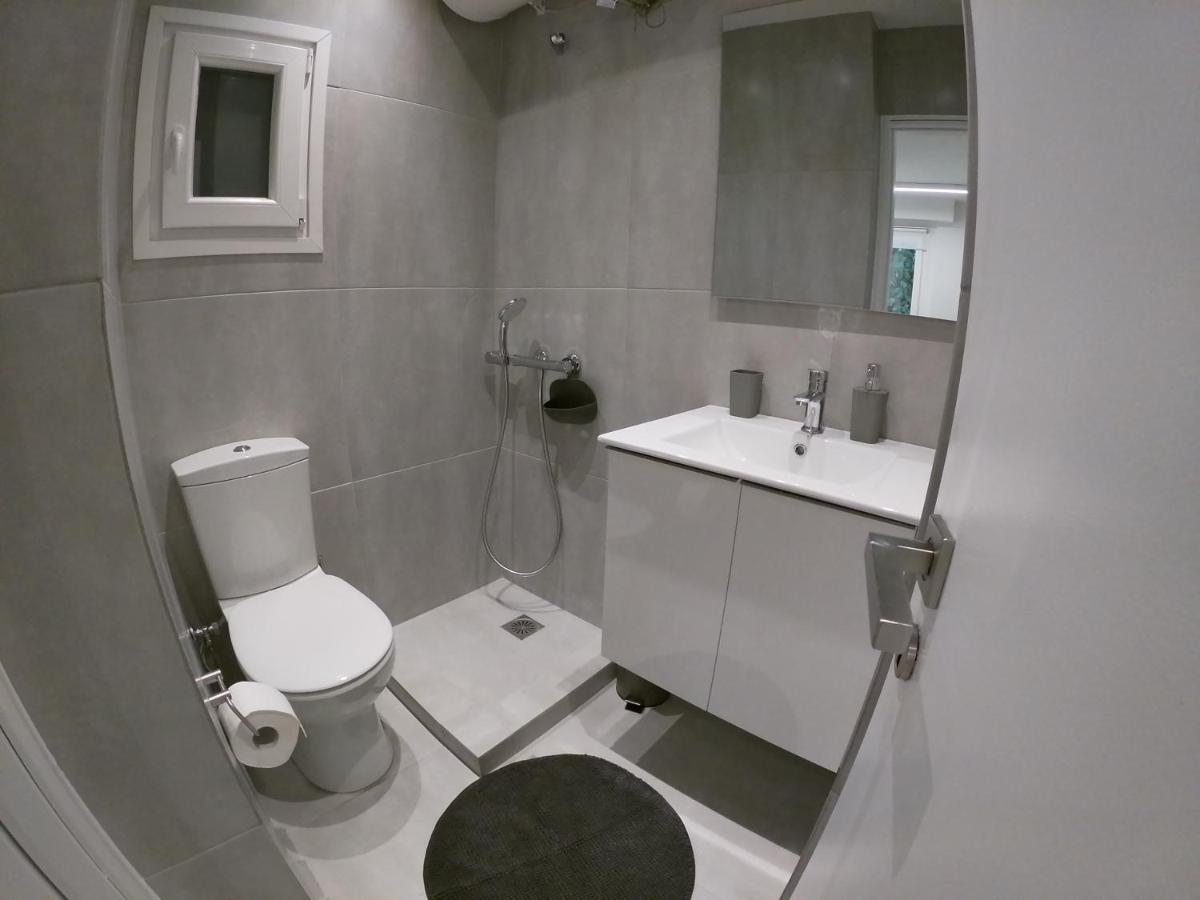 Renovated Apartment In Kifissia Center Near Metro G25 Атина Екстериор снимка
